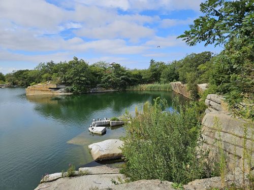 מחצבת מים בפארק Halibut Point State Park